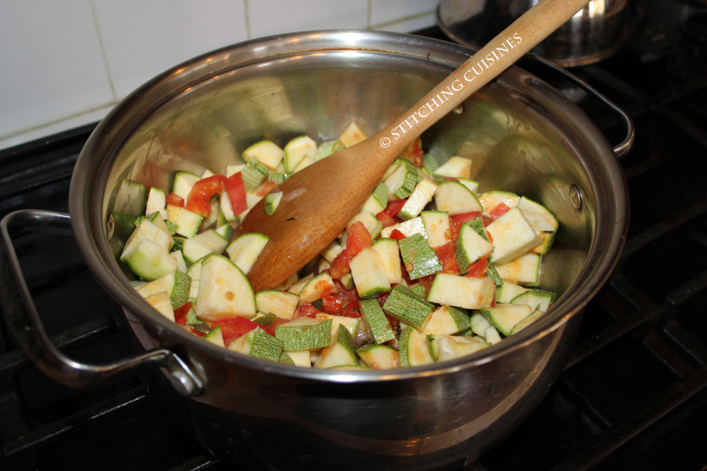 mexican-squash-fresh-tomato-stew-gf-vo-tatreez-stitching-cuisines